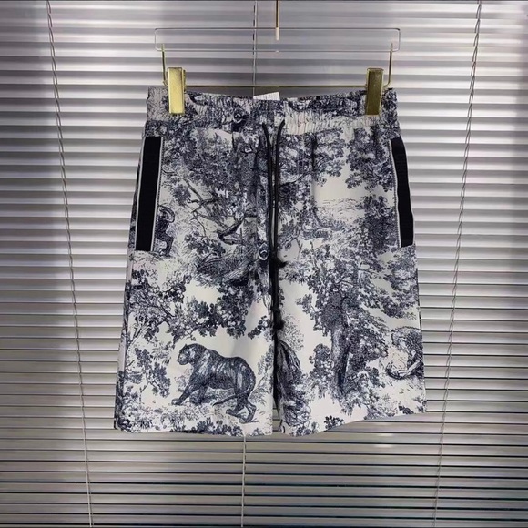 Two piece short set - Picture 5 of 6